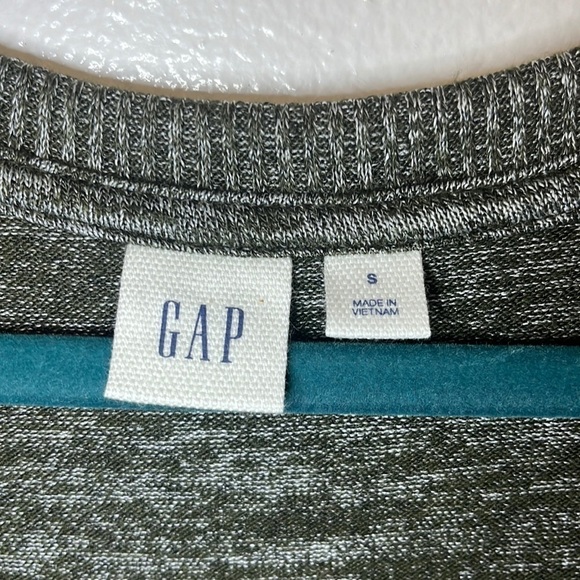 GAP Olive Green Heathered Scoop neck Ultra Soft Long Sleeve T Shirt Top - Picture 2 of 4